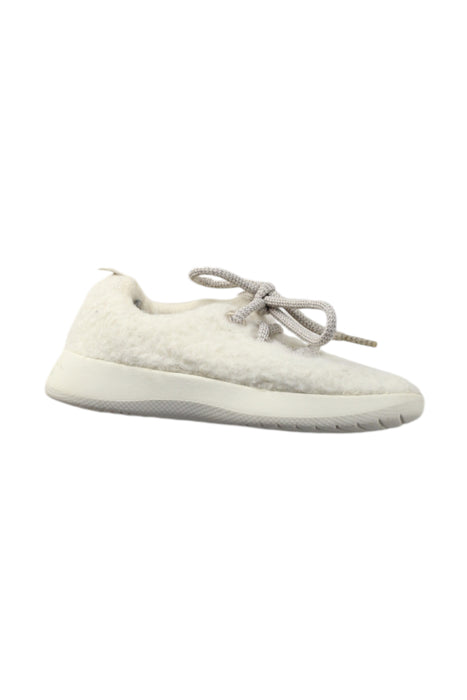 A White Sneakers from allbirds in size 12-18M for neutral. (Front View)