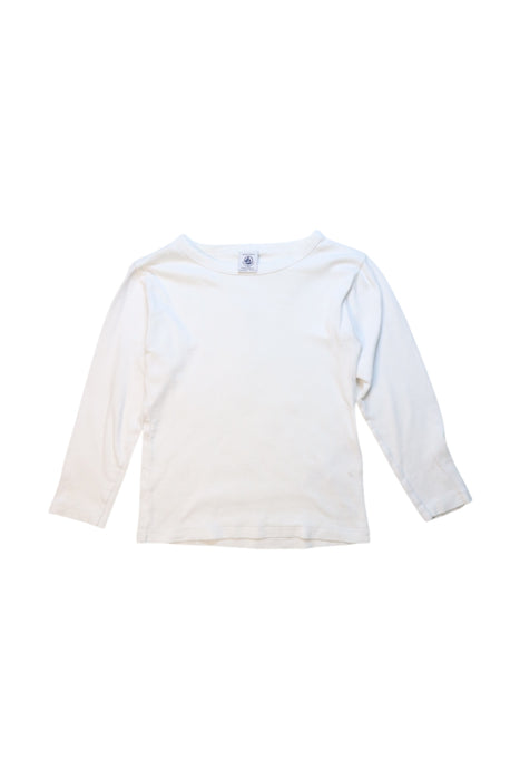 A White Long Sleeve T Shirts from Petit Bateau in size 6T for girl. (Front View)