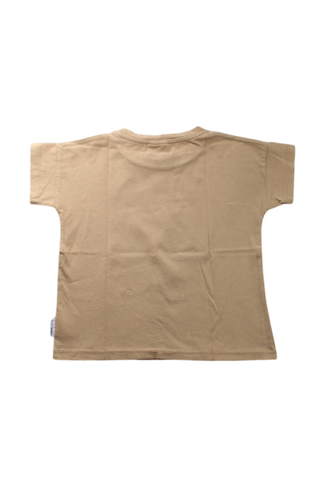 A Beige Short Sleeve T Shirts from Maed for Mini in size 3T for neutral. (Back View)