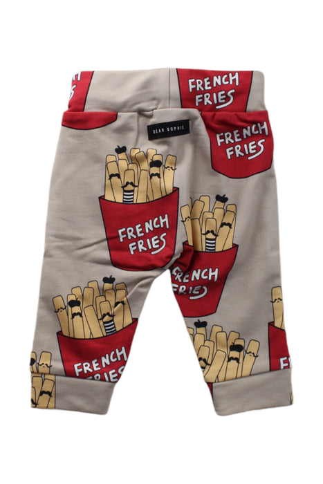 A Beige Sweatpants from Dear Sophie in size 3-6M for neutral. (Back View)