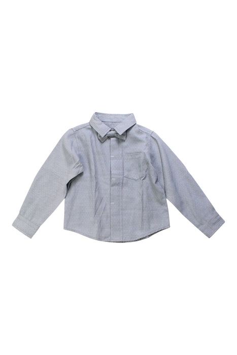 A Grey Long Sleeve Shirts from Chickeeduck in size 12-18M for boy. (Front View)