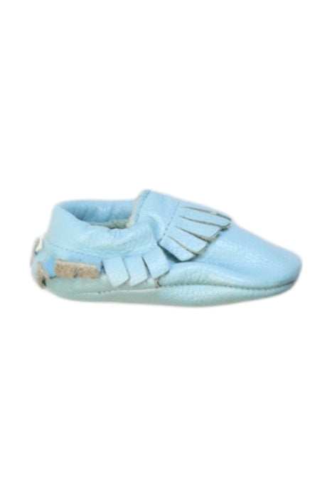 A Blue Loafers & Moccasins from Little Caleb in size 12-18M for girl. (Front View)