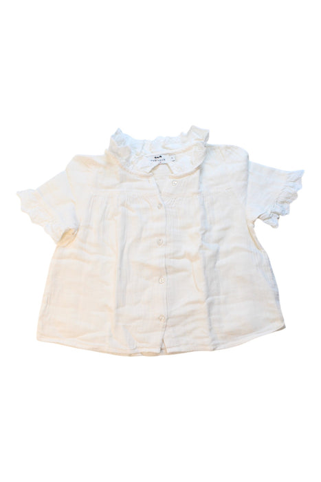 A White Short Sleeve Shirts from Cyrillus in size 4T for girl. (Front View)