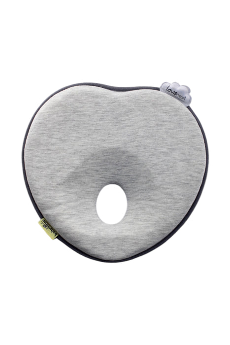 A Grey Pillow from Babymoov in size O/S for neutral. (Front View)