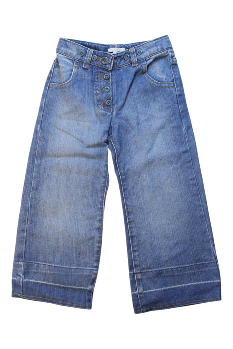 A Blue Jeans from Chloe in size 2T for girl. (Front View)