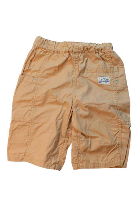 A Beige Shorts from BEAMS in size 5T for boy. (Back View)