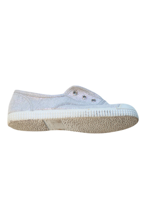 A Silver Slip Ons from Hampton Canvas in size 6T for girl. (Front View)