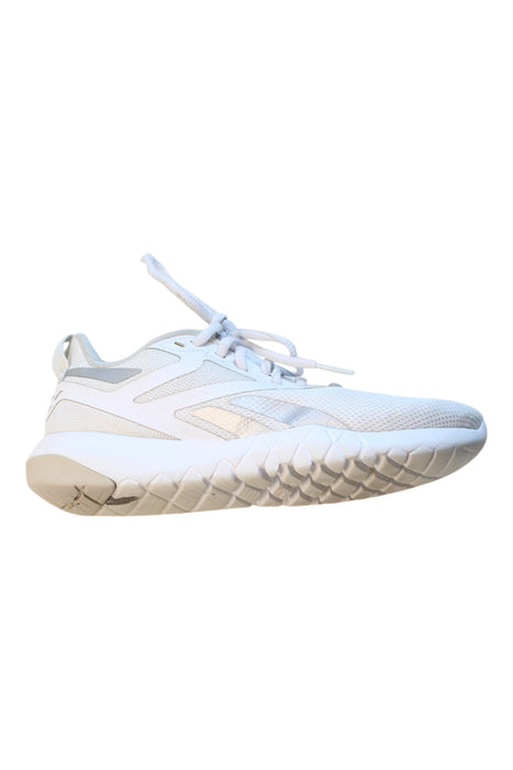A White Sneakers from Reebok in size 10Y for boy. (Front View)