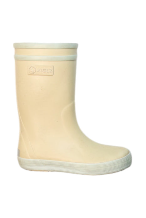 A Ivory Rain Boots from Aigle in size 3T for girl. (Front View)