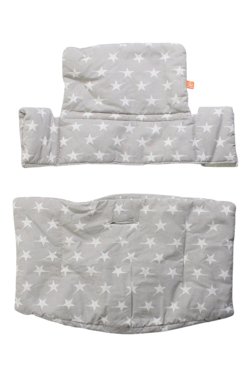 A Grey Changing Mats & Covers from Stokke in size O/S for neutral. (Front View)