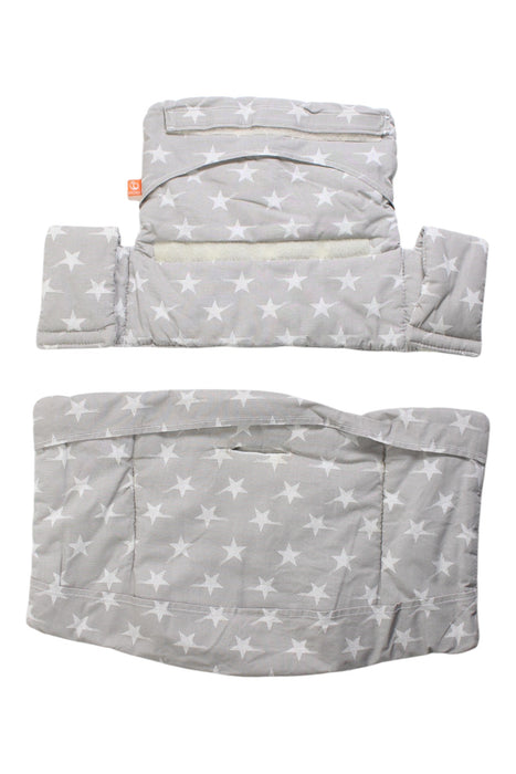 A Grey Changing Mats & Covers from Stokke in size O/S for neutral. (Back View)