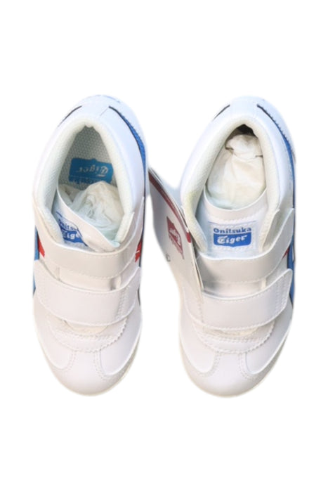 A White Sneakers from Onitsuka Tiger in size 5T for neutral. (Back View)