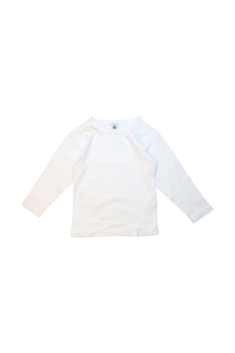 A White Long Sleeve T Shirts from Petit Bateau in size 3T for girl. (Front View)