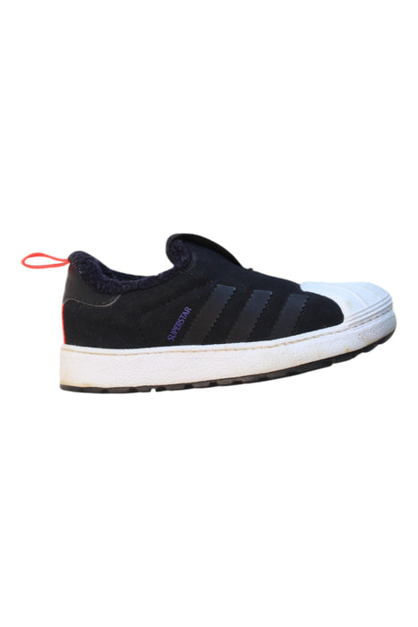 A Black Sneakers from Adidas in size 3T for neutral. (Front View)