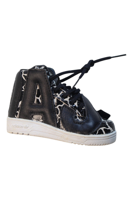 A Black Sneakers from Adidas in size 12-18M for neutral. (Front View)