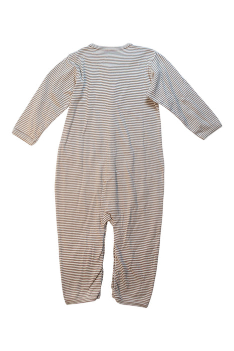 A Grey Onesies from Nature Baby in size 3T for boy. (Back View)