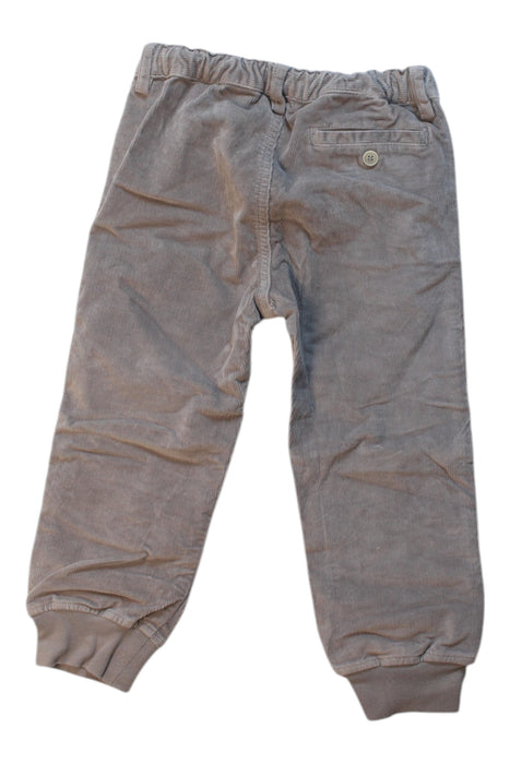 A Grey Casual Pants from Il Gufo in size 3T for boy. (Back View)