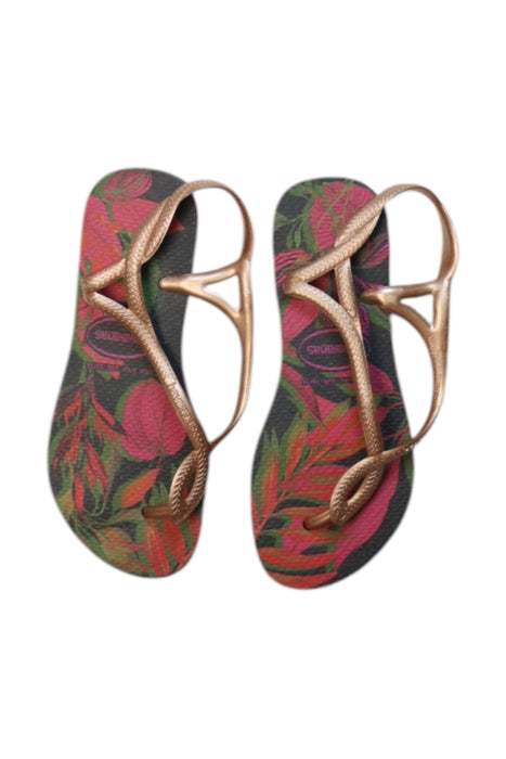 A Multicolour Sandals from Havaianas in size 10Y for girl. (Back View)