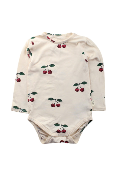 A Beige Long Sleeve Bodysuits from Konges Sløjd in size 6-12M for neutral. (Front View)