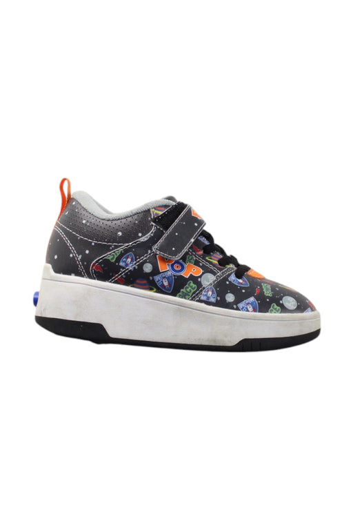 A Multicolour Sneakers from Heelys in size 6T for neutral. (Front View)