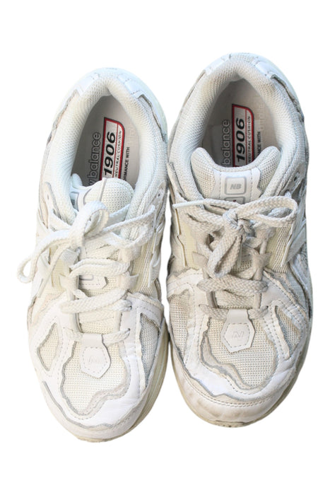 A White Sneakers from New Balance in size 12Y for neutral. (Back View)