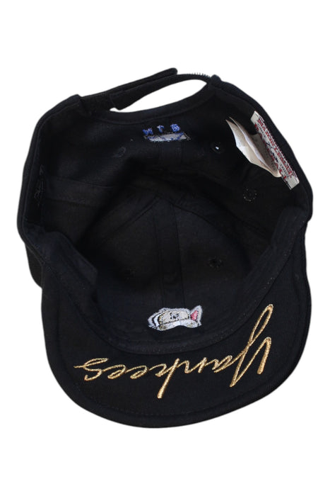 A Black Winter Hats from MLB in size 4T for boy. (Back View)