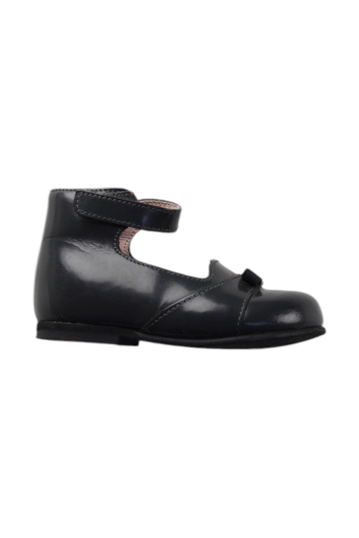 A Black Dress Shoes from Jacadi in size 12-18M for girl. (Front View)