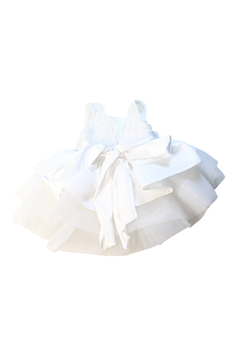 A White Sleeveless Dresses from Petit Maison Kids in size 2T for girl. (Back View)
