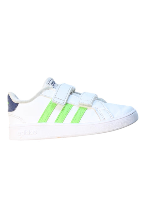 A White Sneakers from Adidas in size 4T for boy. (Front View)