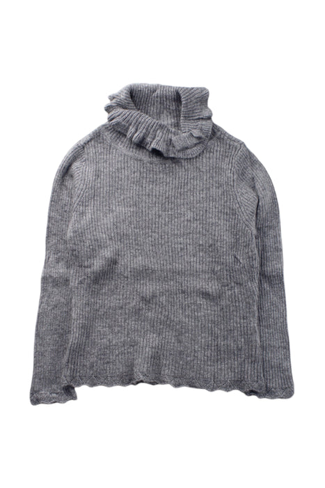 A Grey Long Sleeve Tops from Chickeeduck in size 2T for girl. (Front View)