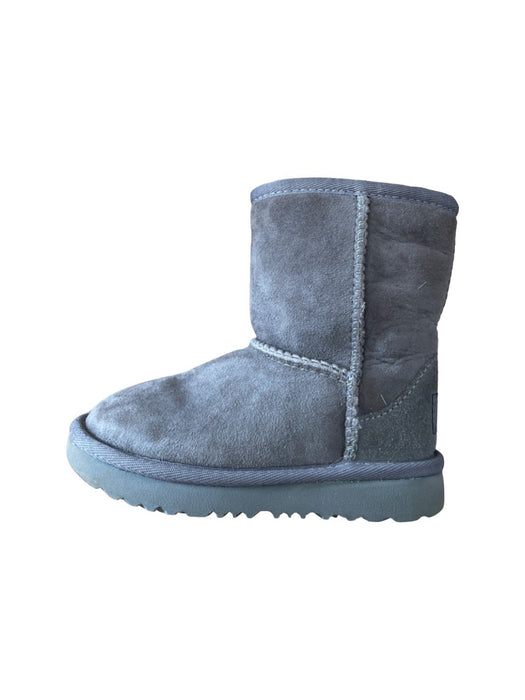 A Grey Winter Boots from UGG in size 3T for neutral. (Front View)