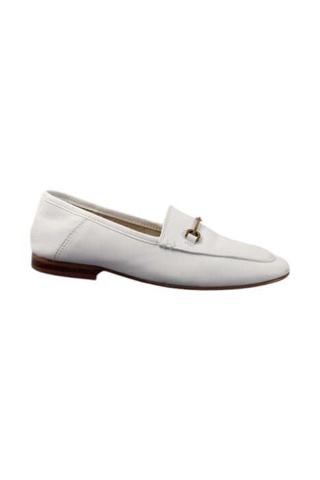 A White Loafers & Moccasins from Sam Edelman in size 7Y for neutral. (Front View)