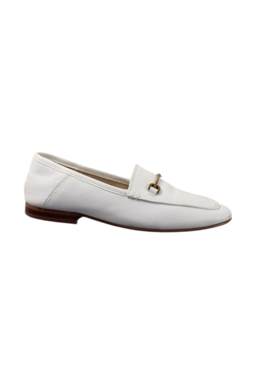 A White Loafers & Moccasins from Sam Edelman in size 7Y for neutral. (Front View)