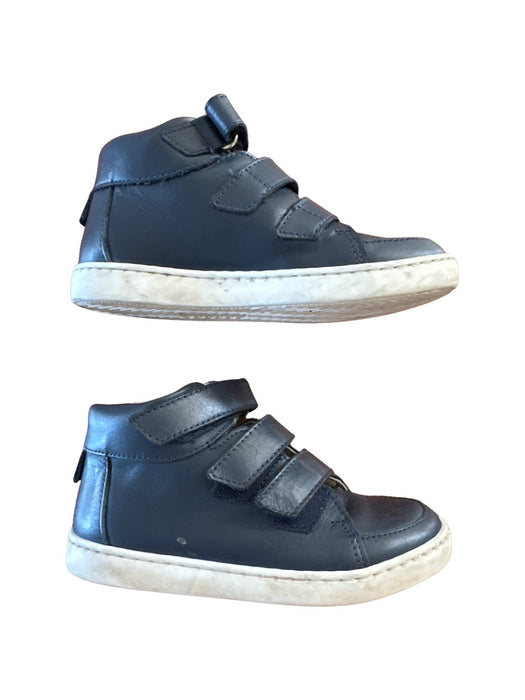 A Blue Sneakers from Jacadi in size 6T for neutral. (Back View)