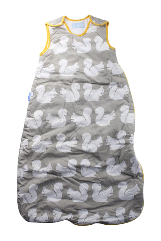 A Grey Sleepsacs from The Gro Company in size 6-12M for neutral. (Front View)