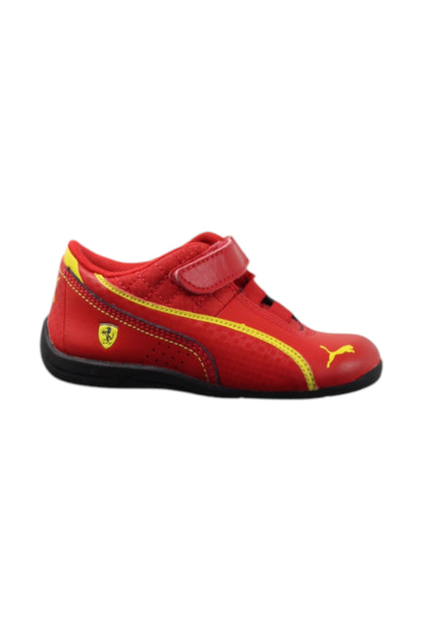 A Red Sneakers from Puma in size 18-24M for boy. (Front View)