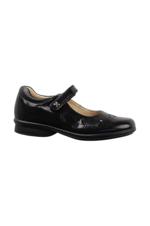 A Black Dress Shoes from Dr. Kong in size 7Y for girl. (Front View)
