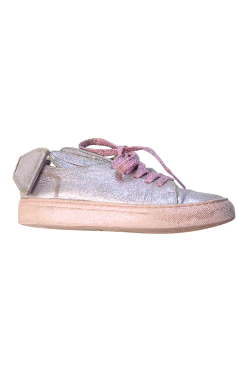 A Silver Sneakers from Minna Parikka in size 7Y for girl. (Front View)