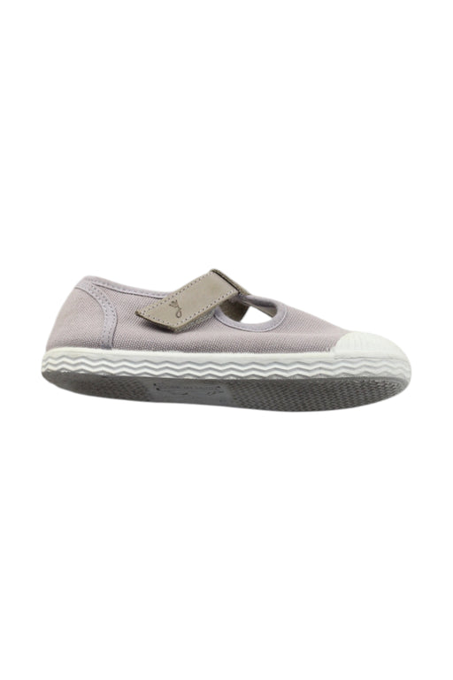 A Grey Flats from Jacadi in size 4T for neutral. (Front View)