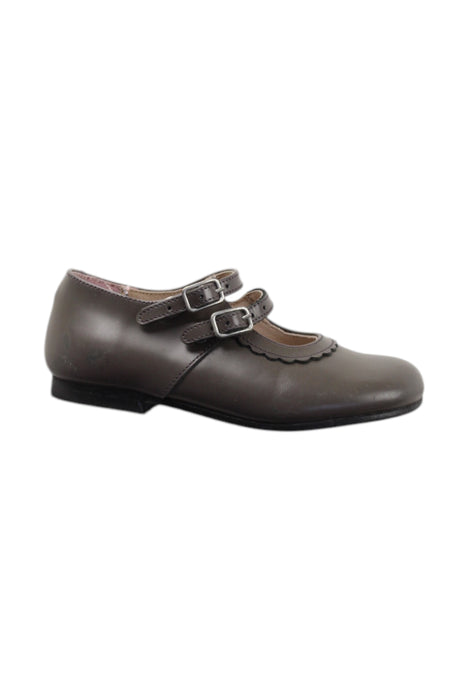A Brown Dress Shoes from Jacadi in size 3T for girl. (Front View)