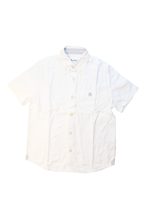 A White Short Sleeve Shirts from Comme Ca Ism in size 6T for boy. (Front View)