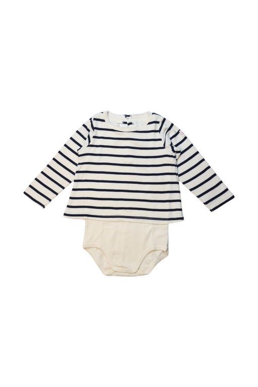 A White Long Sleeve Bodysuits from Petit Bateau in size 12-18M for neutral. (Front View)