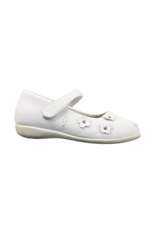 A White Flats from Paralleibee in size 4T for girl. (Front View)