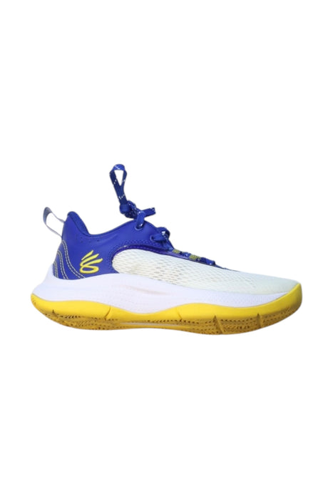 A Blue Sneakers from Under Armour in size 11Y for neutral. (Back View)