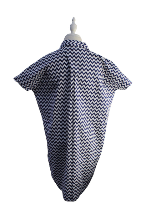 A Black Capes & Ponchos from Mayarya in size Maternity-XS for maternity. (Back View)