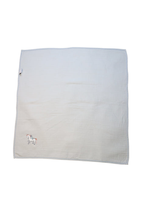 A White Blankets from Hermès in size O/S for neutral. (Back View)