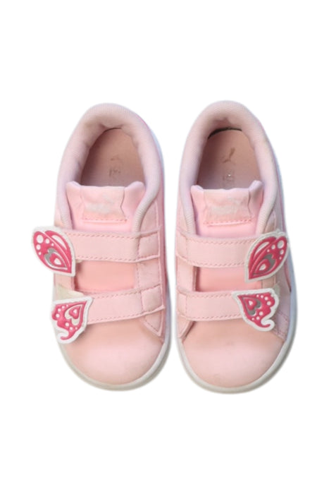 A Pink Sneakers from Puma in size 3T for girl. (Front View)