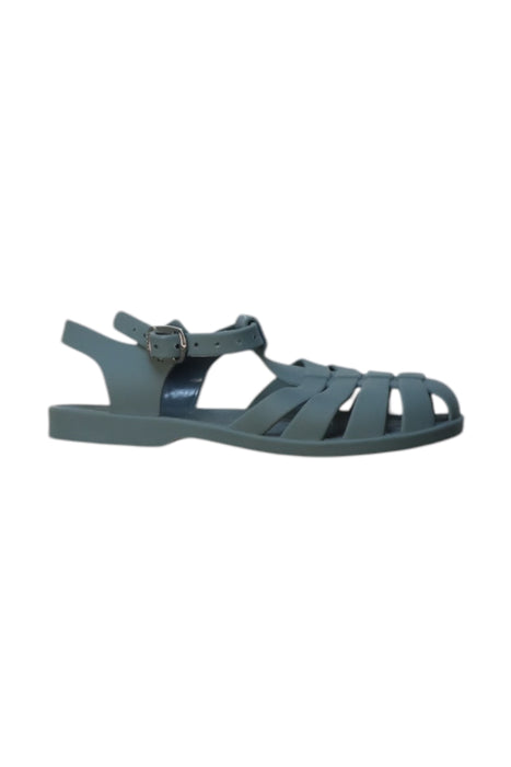 A Grey Sandals from Liewood in size 7Y for neutral. (Back View)