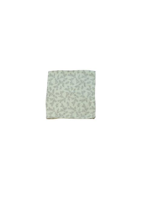 A Ivory Blankets from A Little Lovely Company in size O/S for neutral. (Front View)