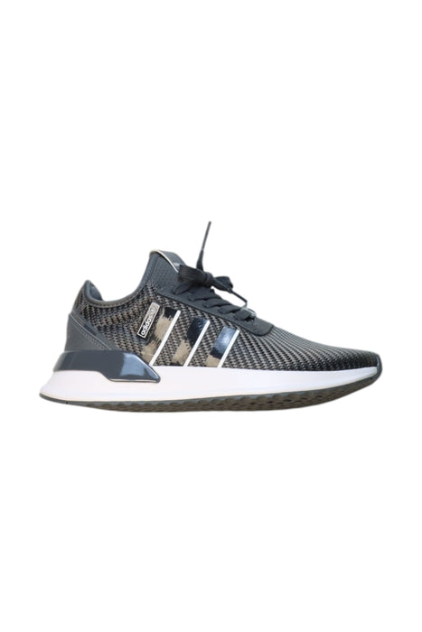 A Black Sneakers from Adidas in size 12Y for neutral. (Back View)
